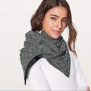 Lululemon Vinyasa Scarf